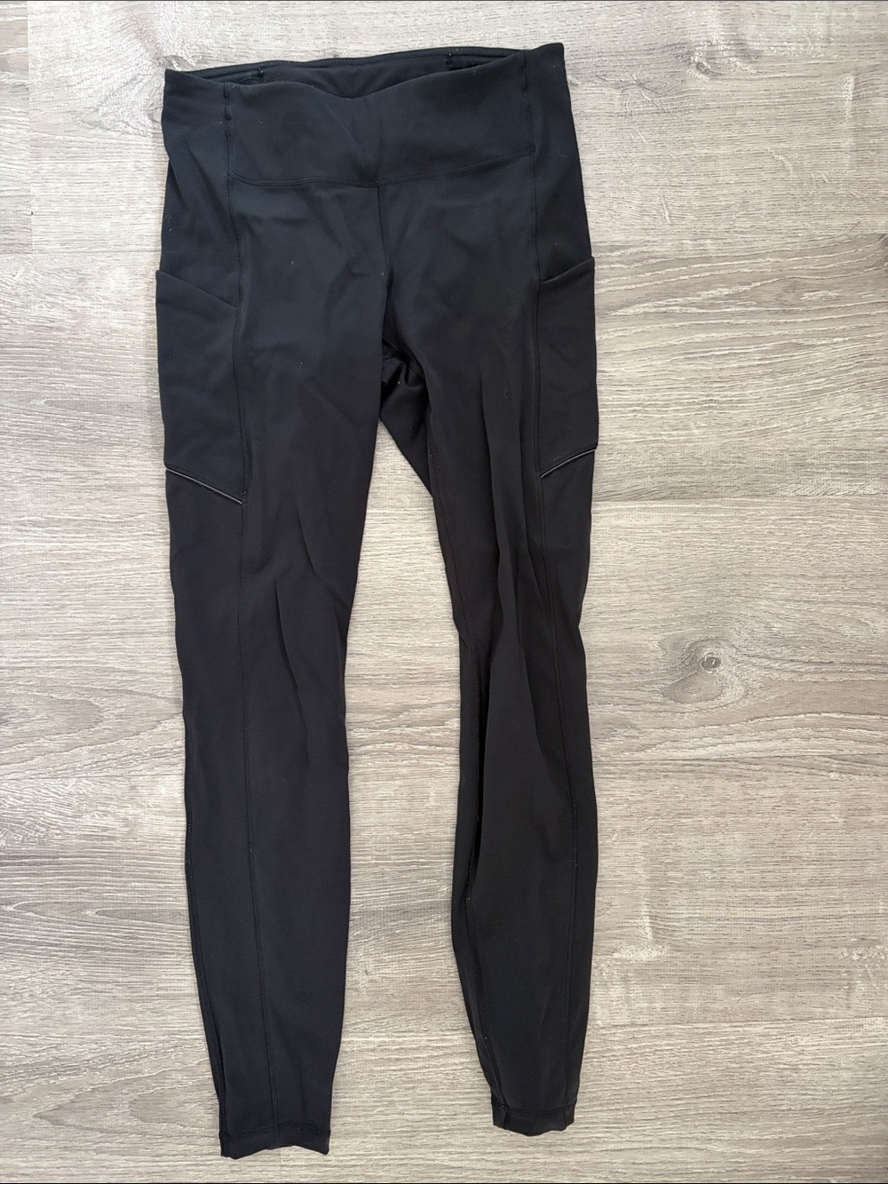 lululemon athletica Black Leggings with Side Phone Pockets